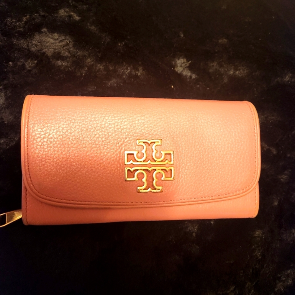 Tory Burch wallet